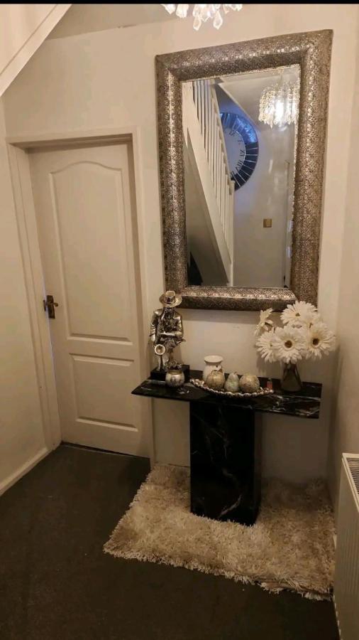 Private Luxurious Space บาซิลดอน ภายนอก รูปภาพ