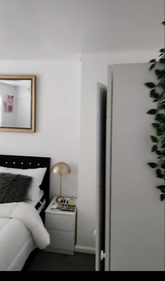 Private Luxurious Space บาซิลดอน ภายนอก รูปภาพ